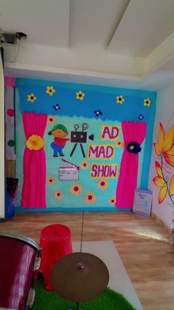 Ad Mad Show Class 1